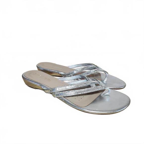 DREAM PAIRS  Rhinestone Cute Flip-Flop Sandals Size 11 - Picture 1 of 8